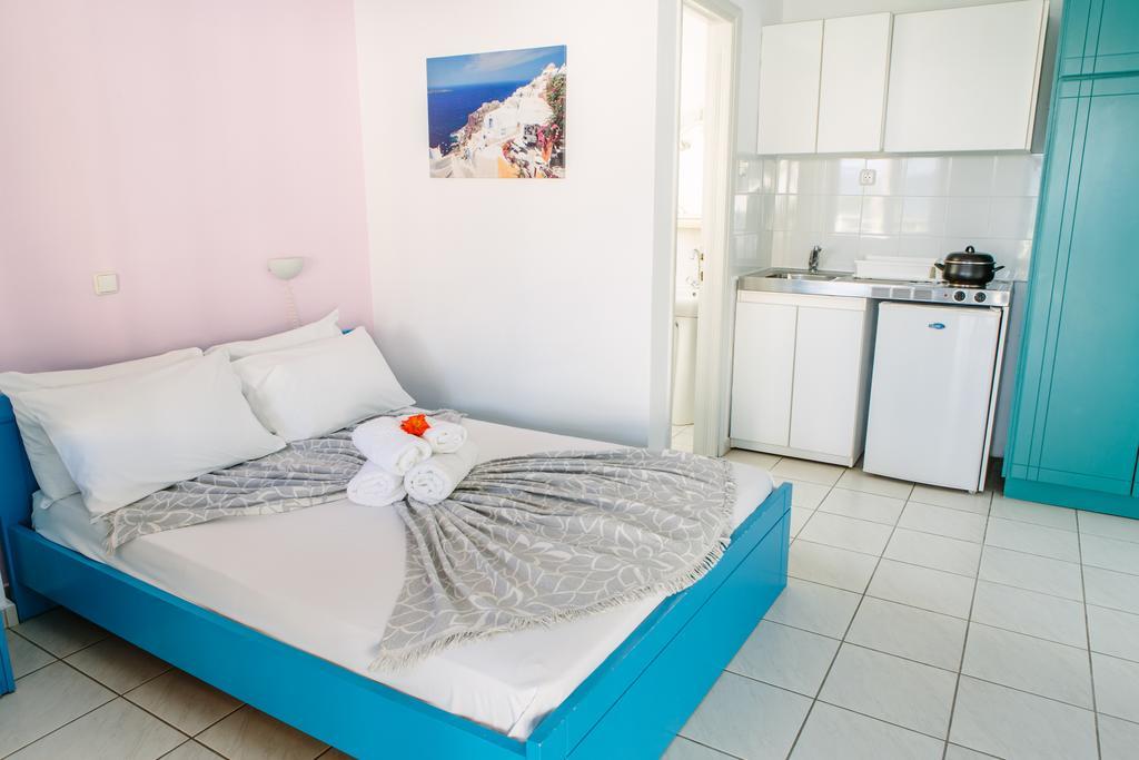 Μeltemi Lejlighedshotel Glífa Eksteriør billede