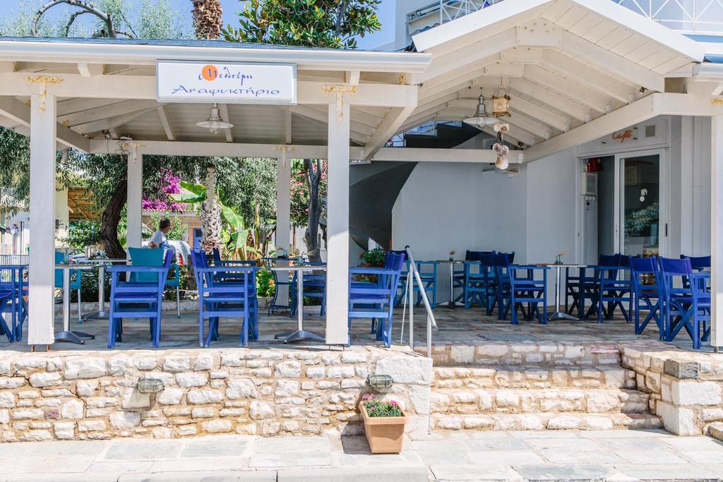 Μeltemi Lejlighedshotel Glífa Eksteriør billede