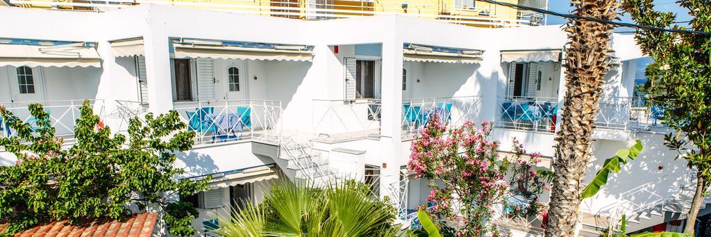 Μeltemi Lejlighedshotel Glífa Eksteriør billede